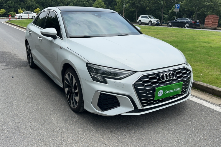 Audi A3 2024 car image #4
