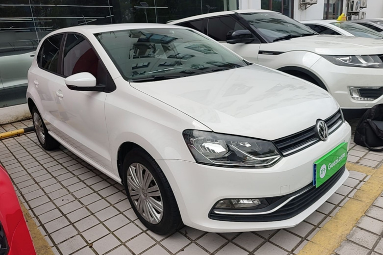 Volkswagen Polo 2018 car image #6
