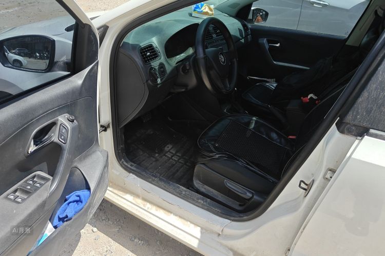 Volkswagen Polo 2018 صورة سيارة #18