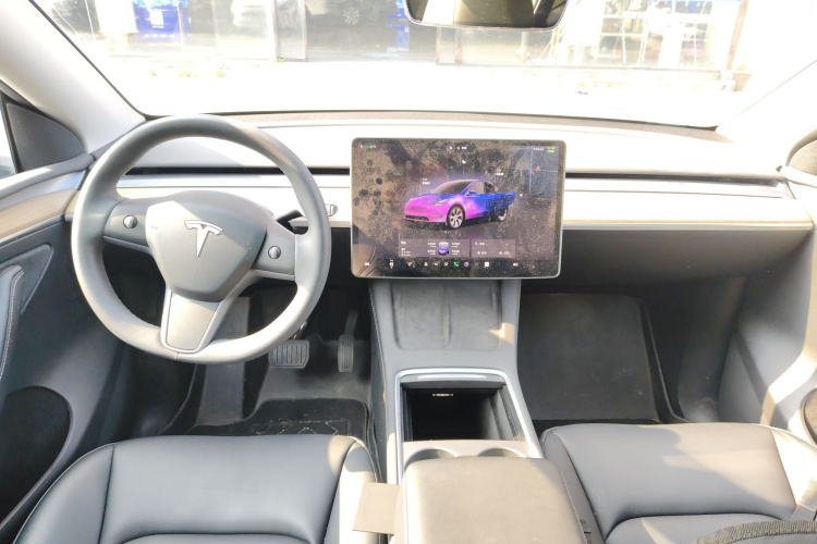 Tesla Model Y 2023 #10 Tesla Model Y 2023 immagine di auto #10