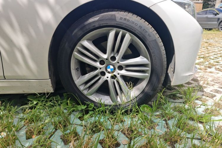 BMW 3 Series 2016 #9 BMW 3 Series 2016 car image #9
