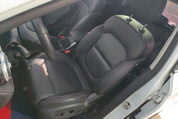 MG ZS 2020 car image #15