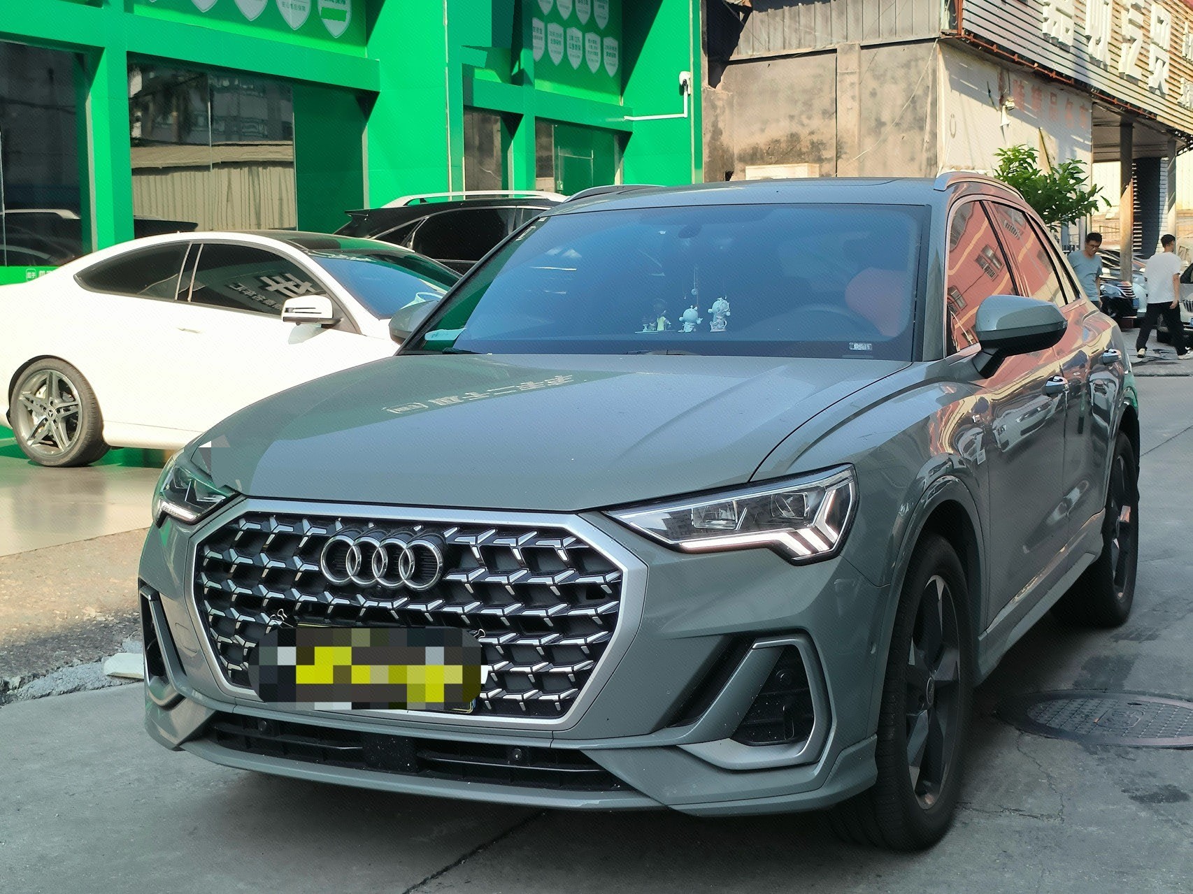 2024 2024 imagen de coche