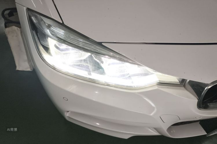 BMW 3 Series 2018 #8 BMW 3 Series 2018 car image #8