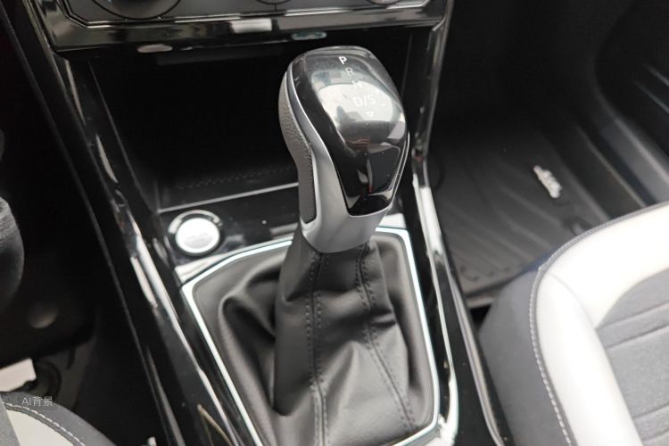 Volkswagen Tharu 2025 car image #16