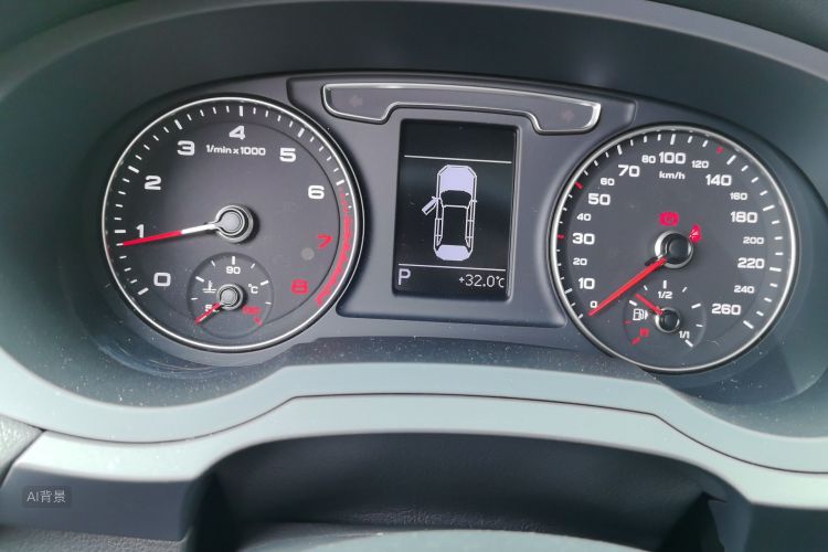 Audi Q3 2019 #13 Audi Q3 2019 car image #13