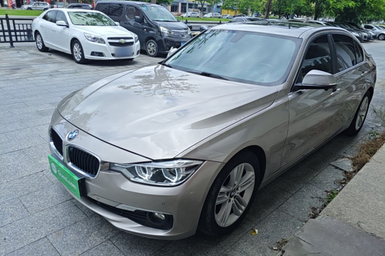 BMW 3 Series 2017 car image #2