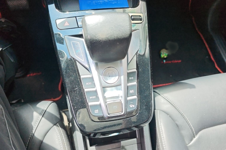 BYD Yuan New Energy 2019 #18 BYD Yuan New Energy 2019 car image #18