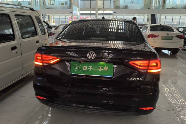 Volkswagen Lavida 2023 car image #4