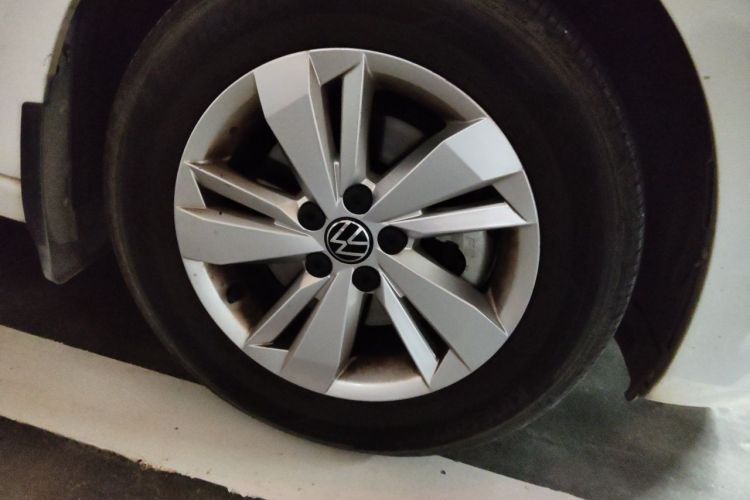 Volkswagen Polo 2023 car image #6