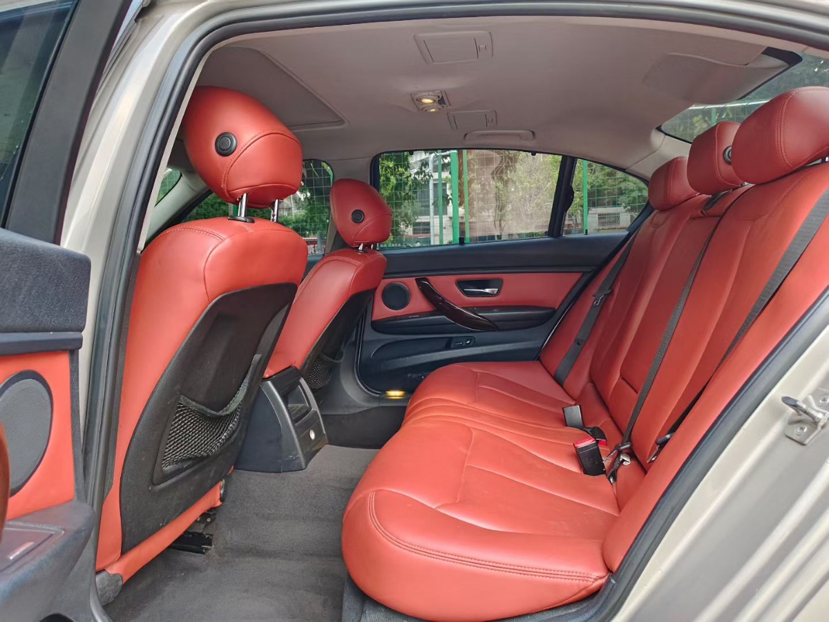 BMW 3 Series 2012 #9 BMW 3 Series 2012 car image #9