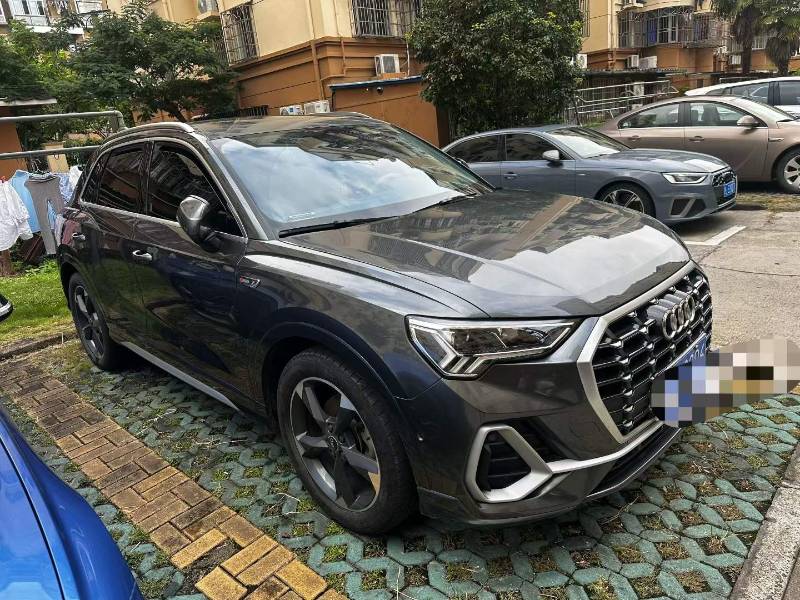 Audi Q3 2023 Audi Q3 2023 car image