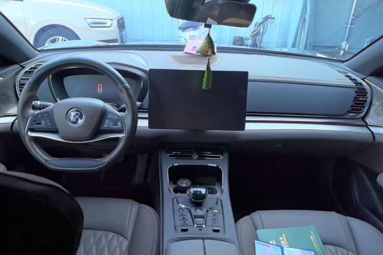 BYD Han 2023 #11 BYD Han 2023 immagine di auto #11