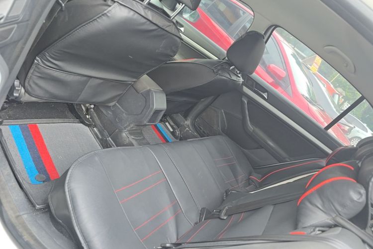 Volkswagen Lavida 2018 car image #17