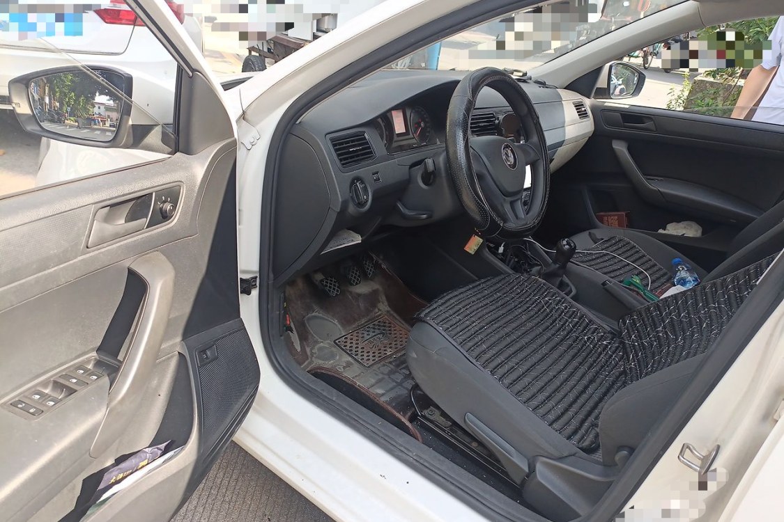Volkswagen Santana 2019 car image #23