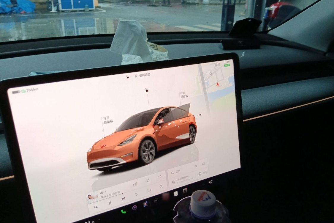 Tesla Model Y 2024 #29 Tesla Model Y 2024 car image #29
