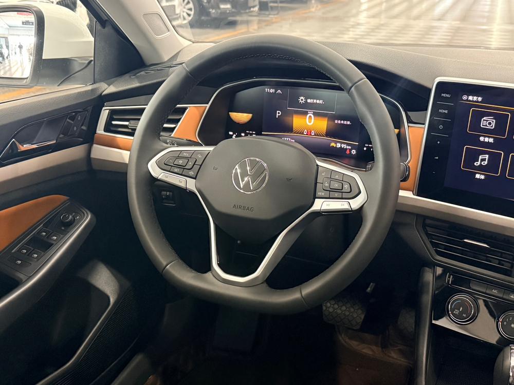 Volkswagen Bora 2024 car image #8