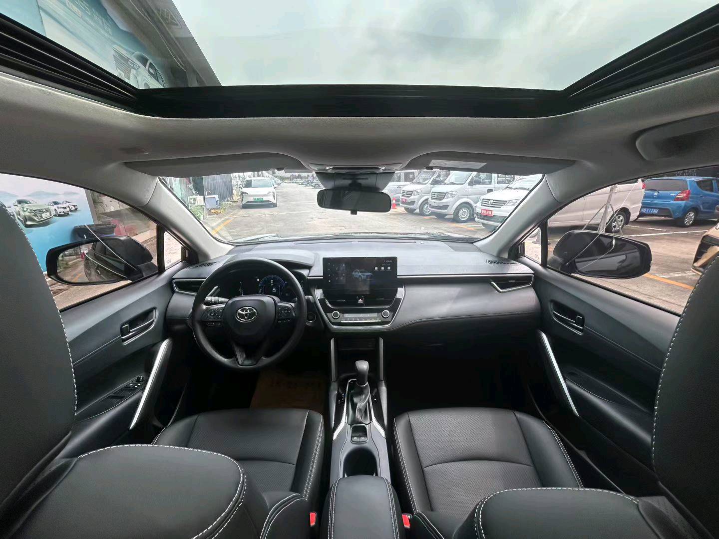 Toyota Corolla Cross 2025 car image #4