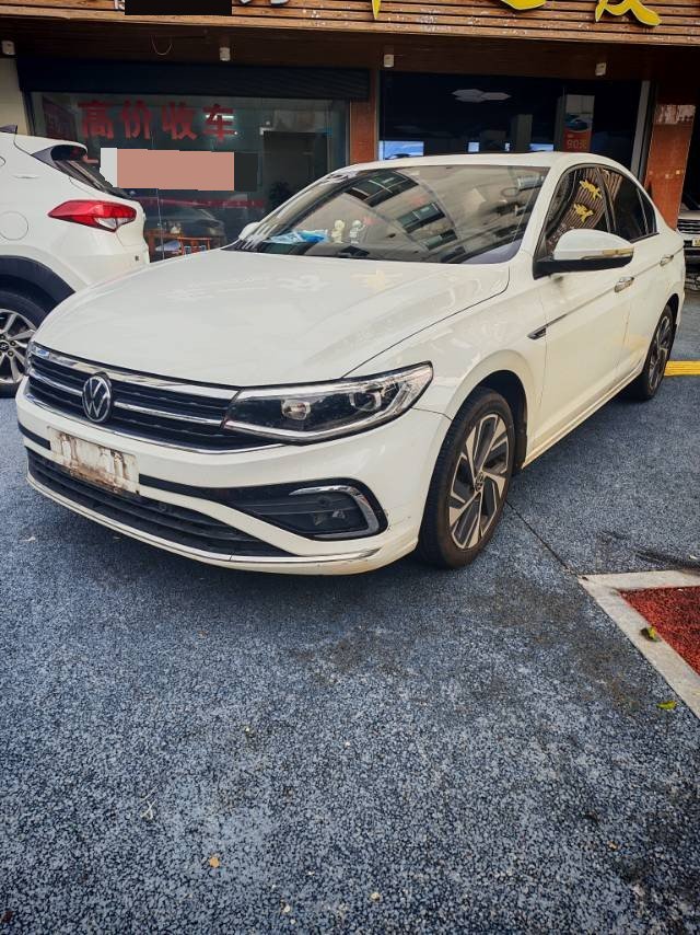 2023 2023 immagine di auto