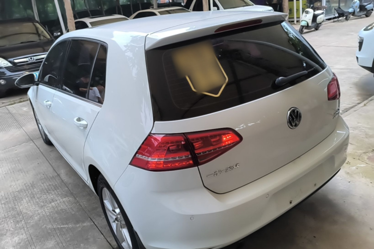 Volkswagen Golf 2016 car image #7