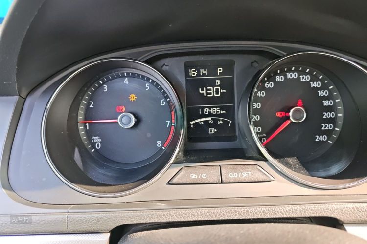 Volkswagen Lavida 2018 car image #14