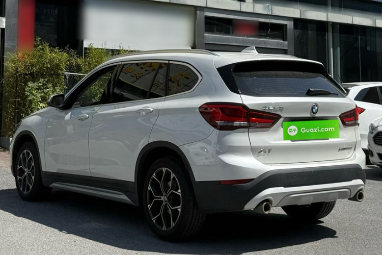 BMW X1 2020 car image #16