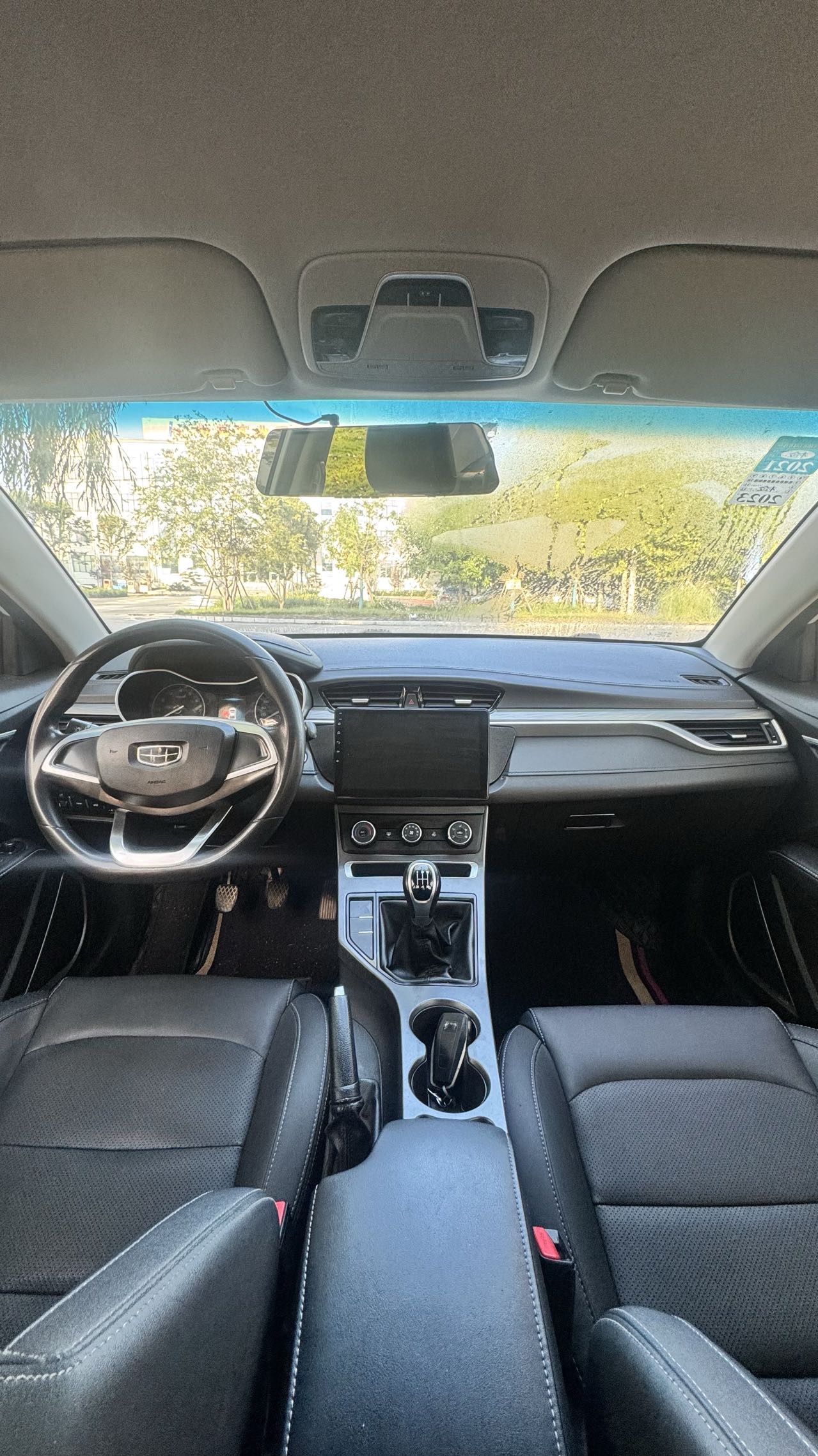 GEELY Emgrand 2019 #5 GEELY Emgrand 2019 car image #5