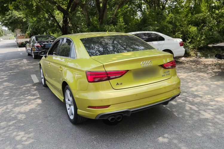 Audi A3 2018 car image #7