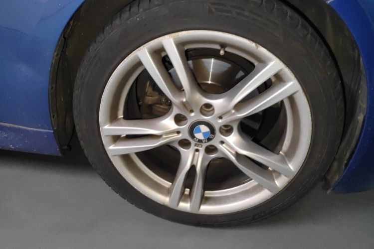 BMW 3 Series 2017 #9 BMW 3 Series 2017 car image #9