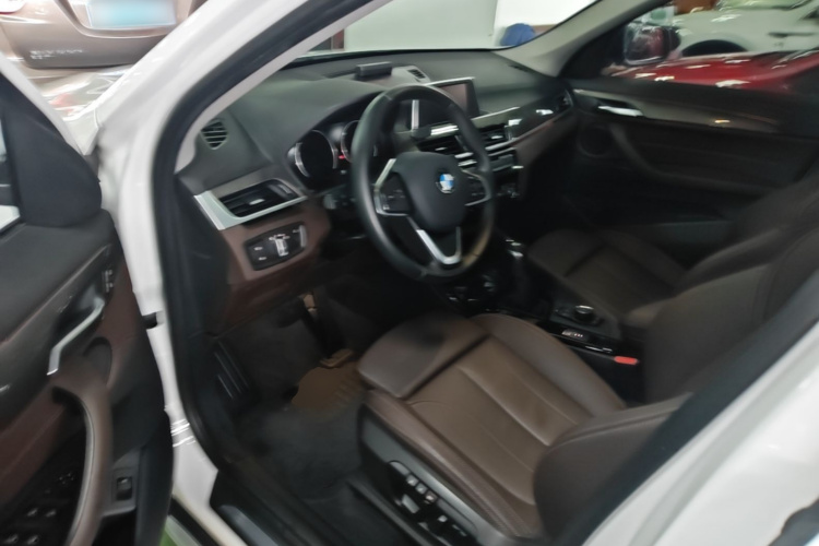 BMW X1 2019 #16 BMW X1 2019 car image #16
