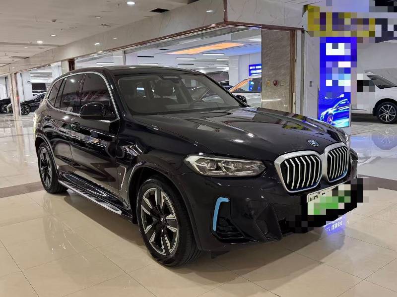 BMW iX3 2021 изображение автомобиля #3