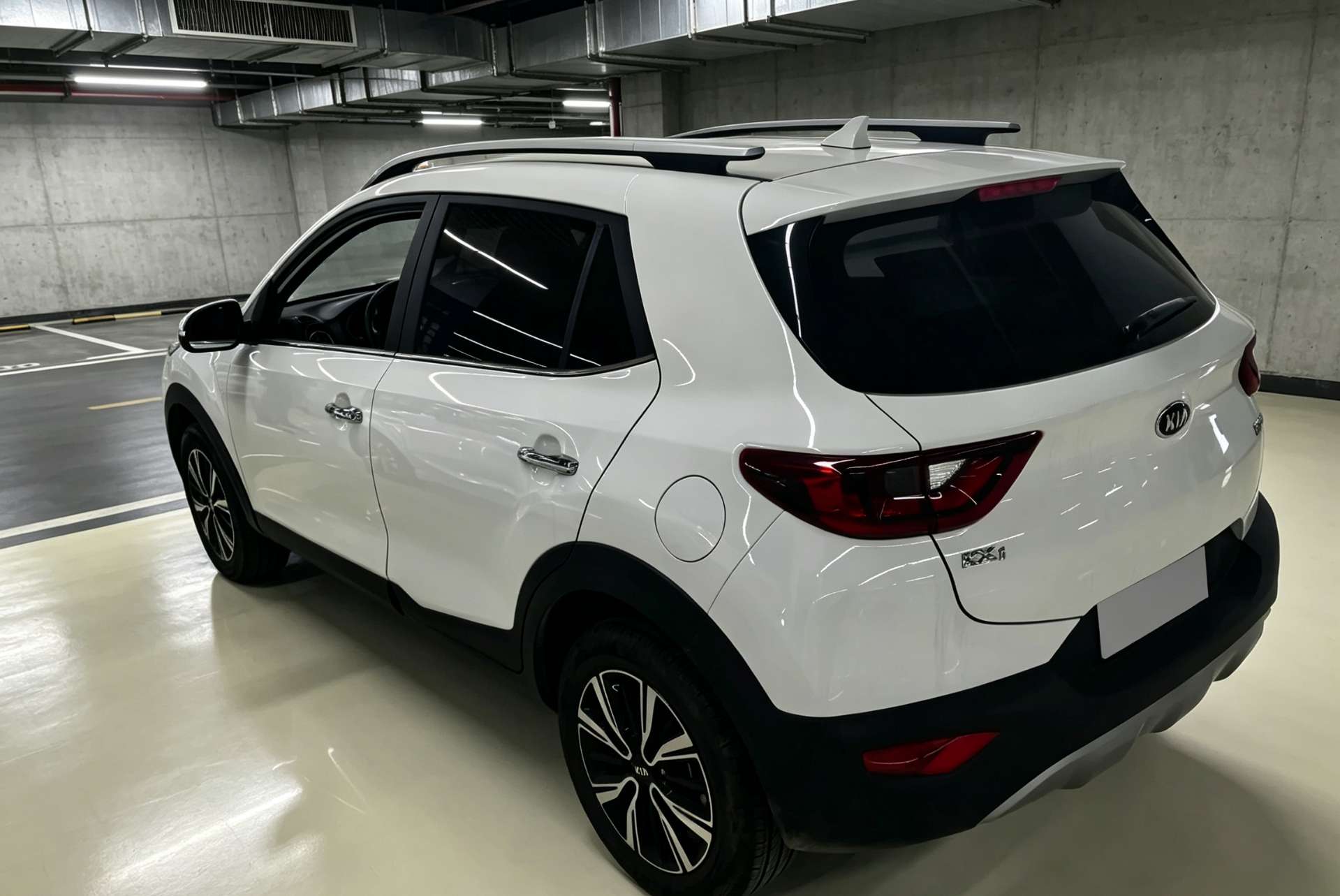 Kia KX1 2021 car image #5