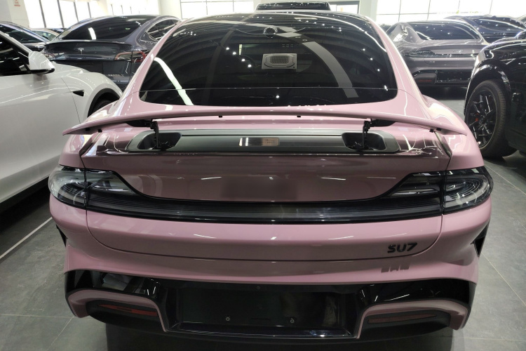 MI SU7 2024 image de voiture #6