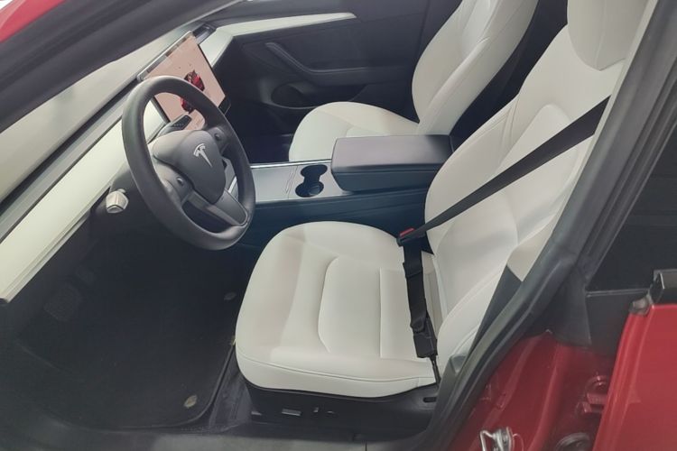 Tesla Model 3 2022 car image #15