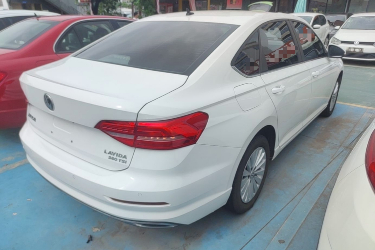 Volkswagen Lavida 2019 car image #7