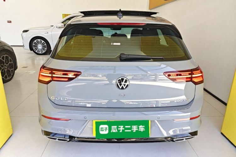 Volkswagen Golf 2024 car image #4