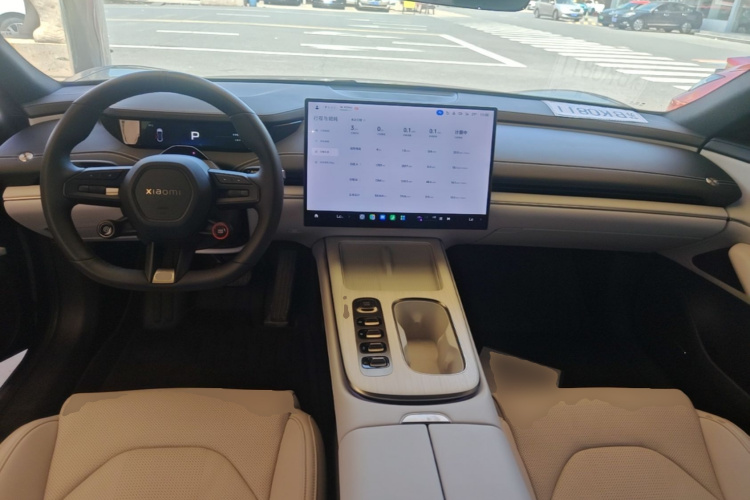 MI SU7 2024 car image #10