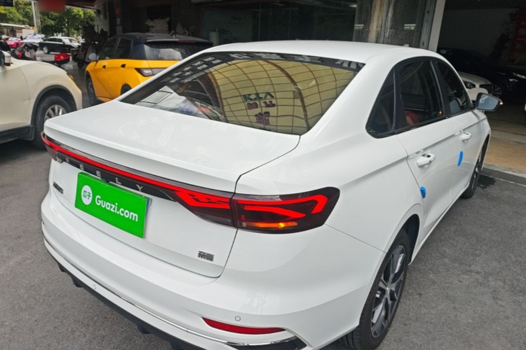 GEELY Emgrand 2023 car image #7