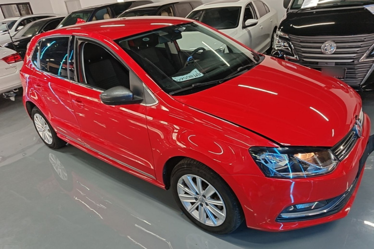 Volkswagen Polo 2015 #4 Volkswagen Polo 2015 car image #4