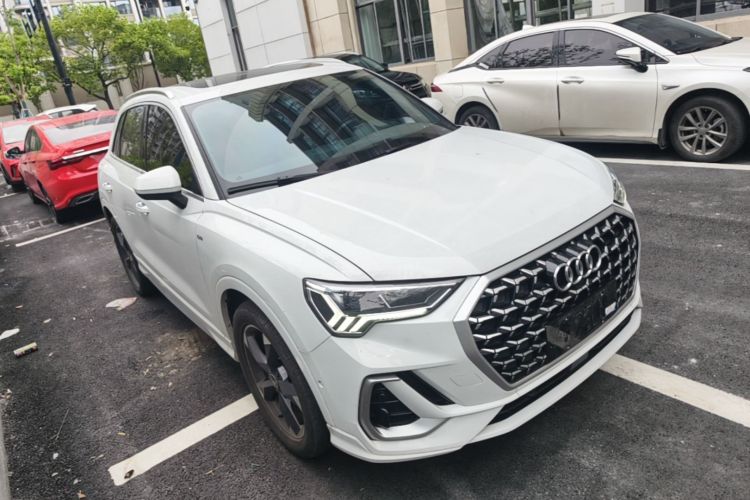 Audi Q3 2024 #4 Audi Q3 2024 car image #4