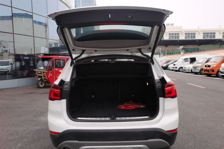 BMW X1 2018 car image #19