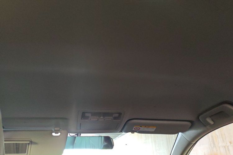 Toyota Corolla 2017 car image #16