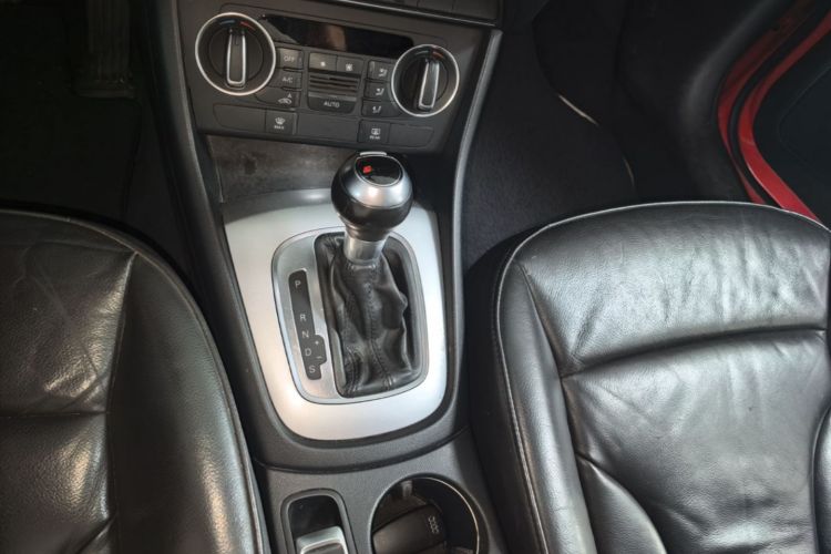 Audi Q3 2016 #14 Audi Q3 2016 car image #14