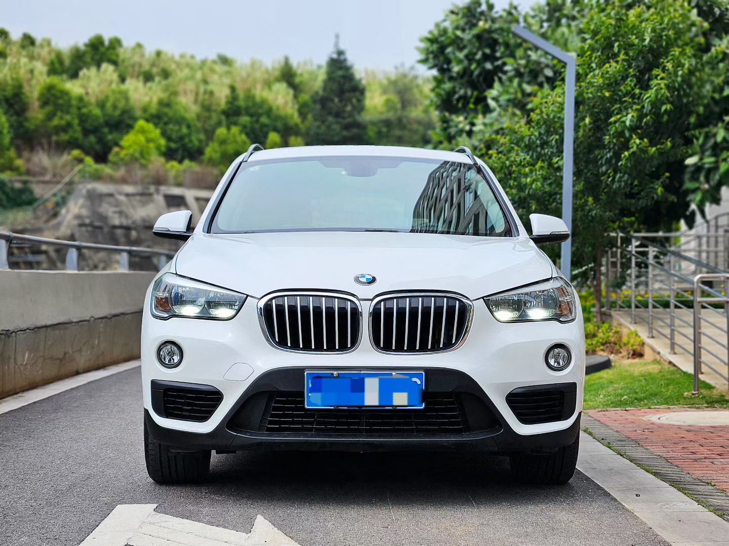 BMW X1 2017 car image #2