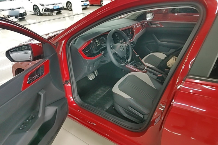 Volkswagen Polo 2019 #16 Volkswagen Polo 2019 car image #16