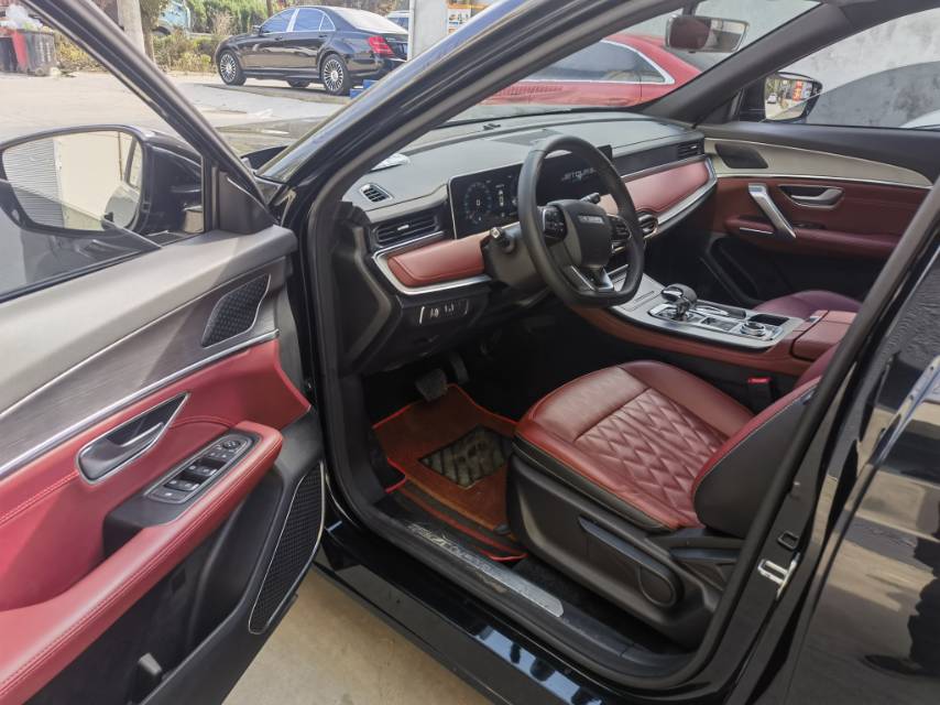 Jetour X70 PLUS 2025 #4 Jetour X70 PLUS 2025 car image #4