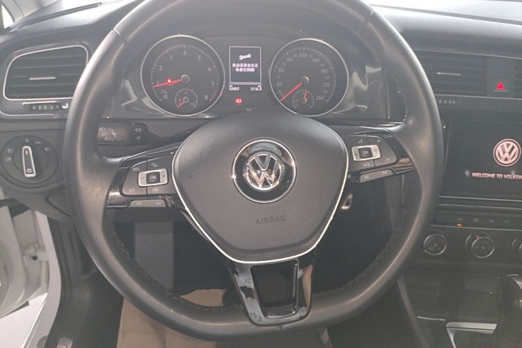 Volkswagen Golf 2019 #11 Volkswagen Golf 2019 car image #11