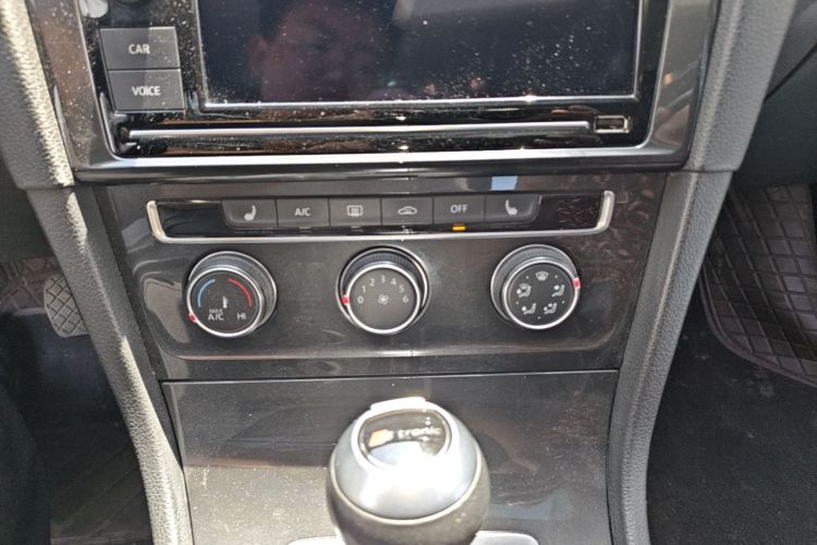 Volkswagen Golf 2019 #13 Volkswagen Golf 2019 car image #13