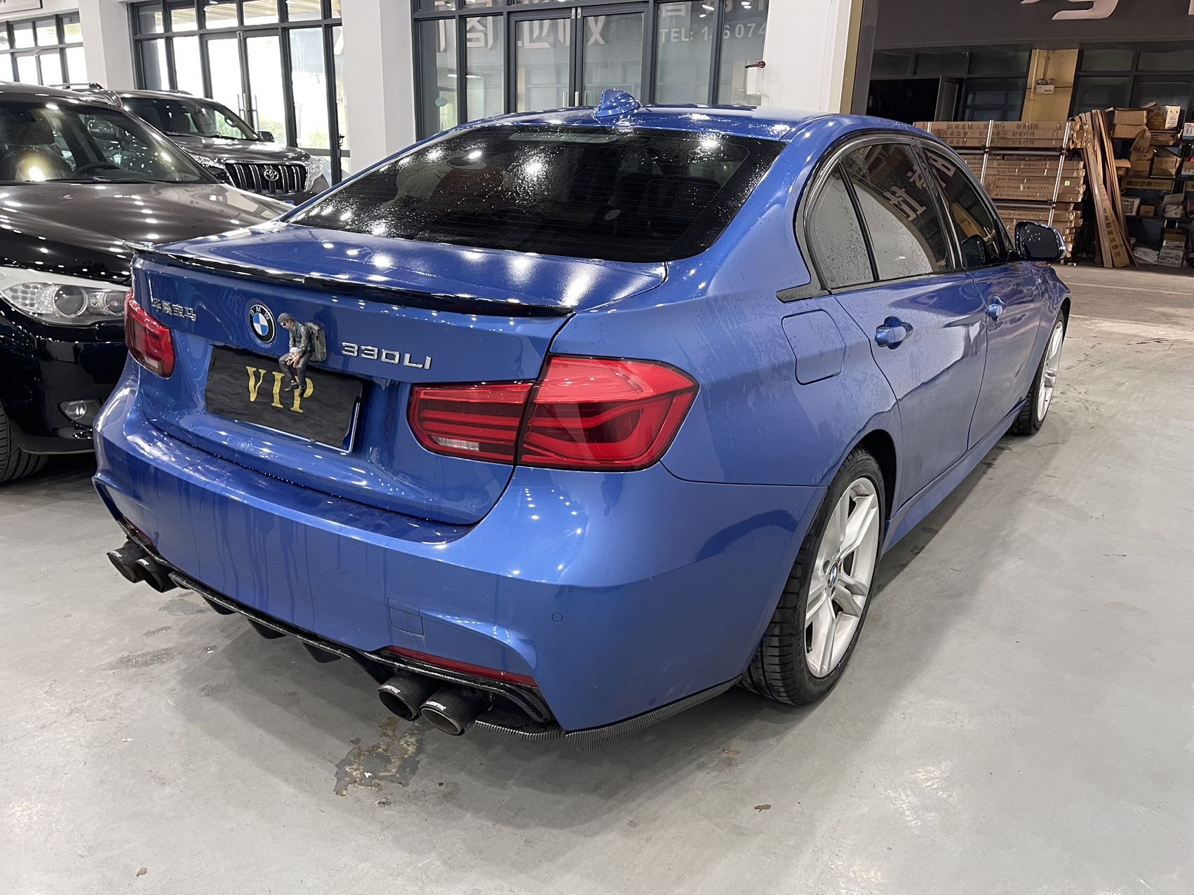 BMW 3 Series 2019 #9 BMW 3 Series 2019 صورة سيارة #9