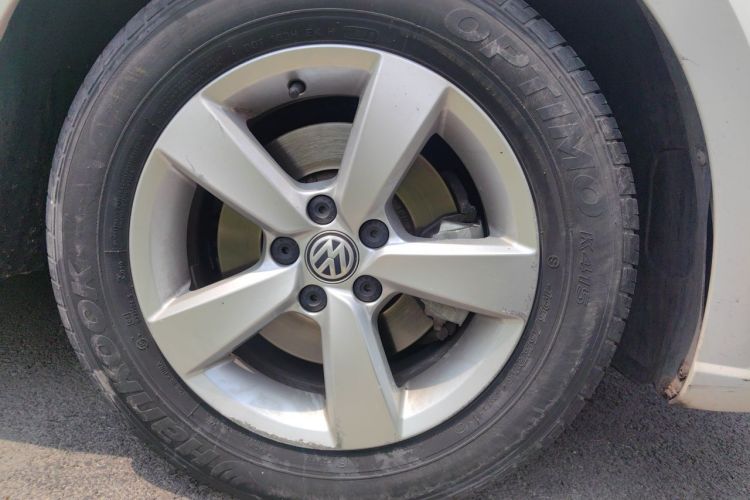 Volkswagen Lavida 2016 car image #9